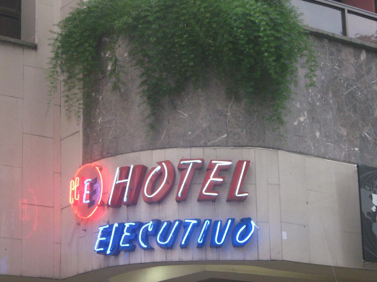 Hotel Ejecutivo Перейра Екстериор снимка