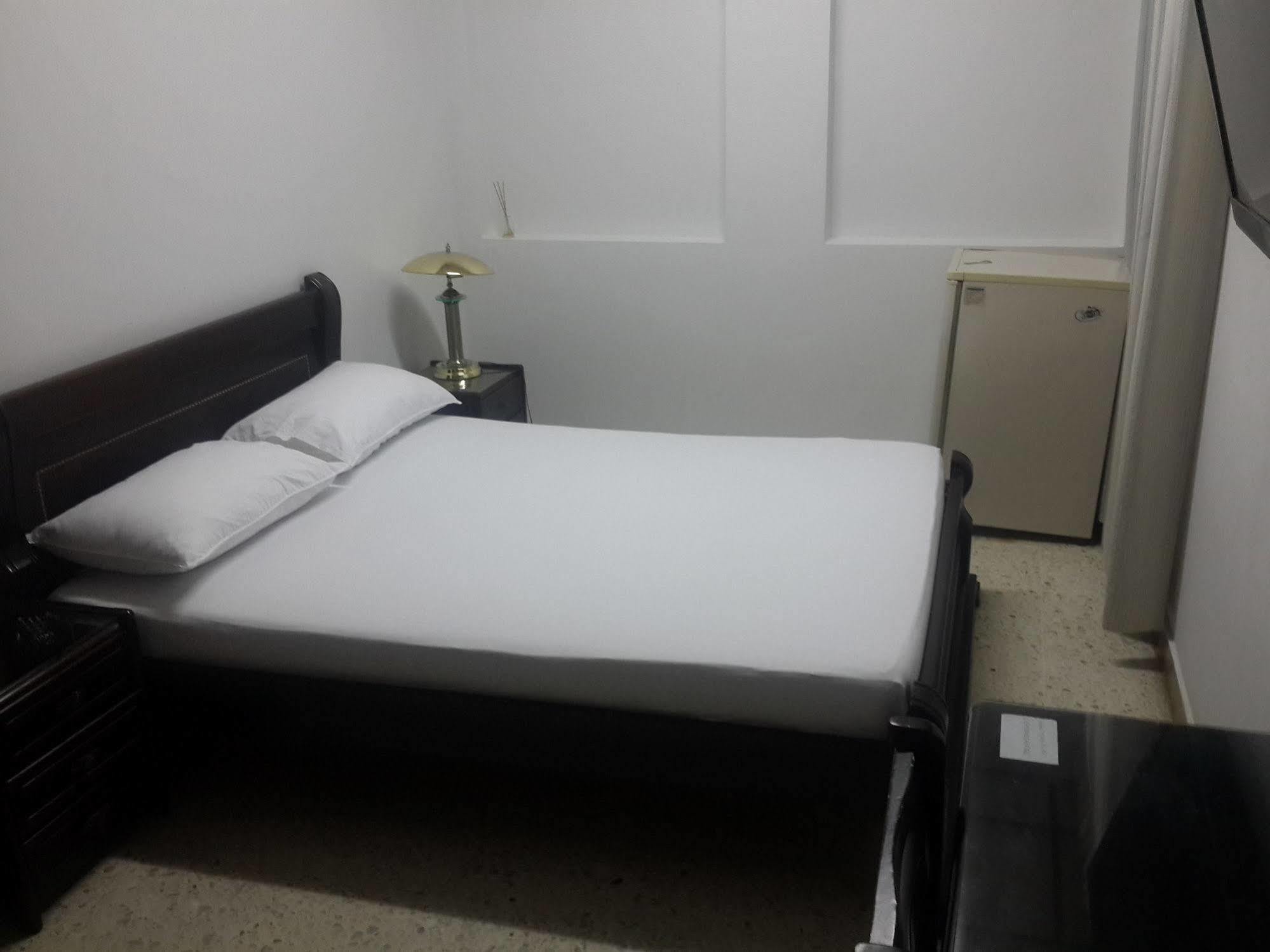 Hotel Ejecutivo Перейра Екстериор снимка
