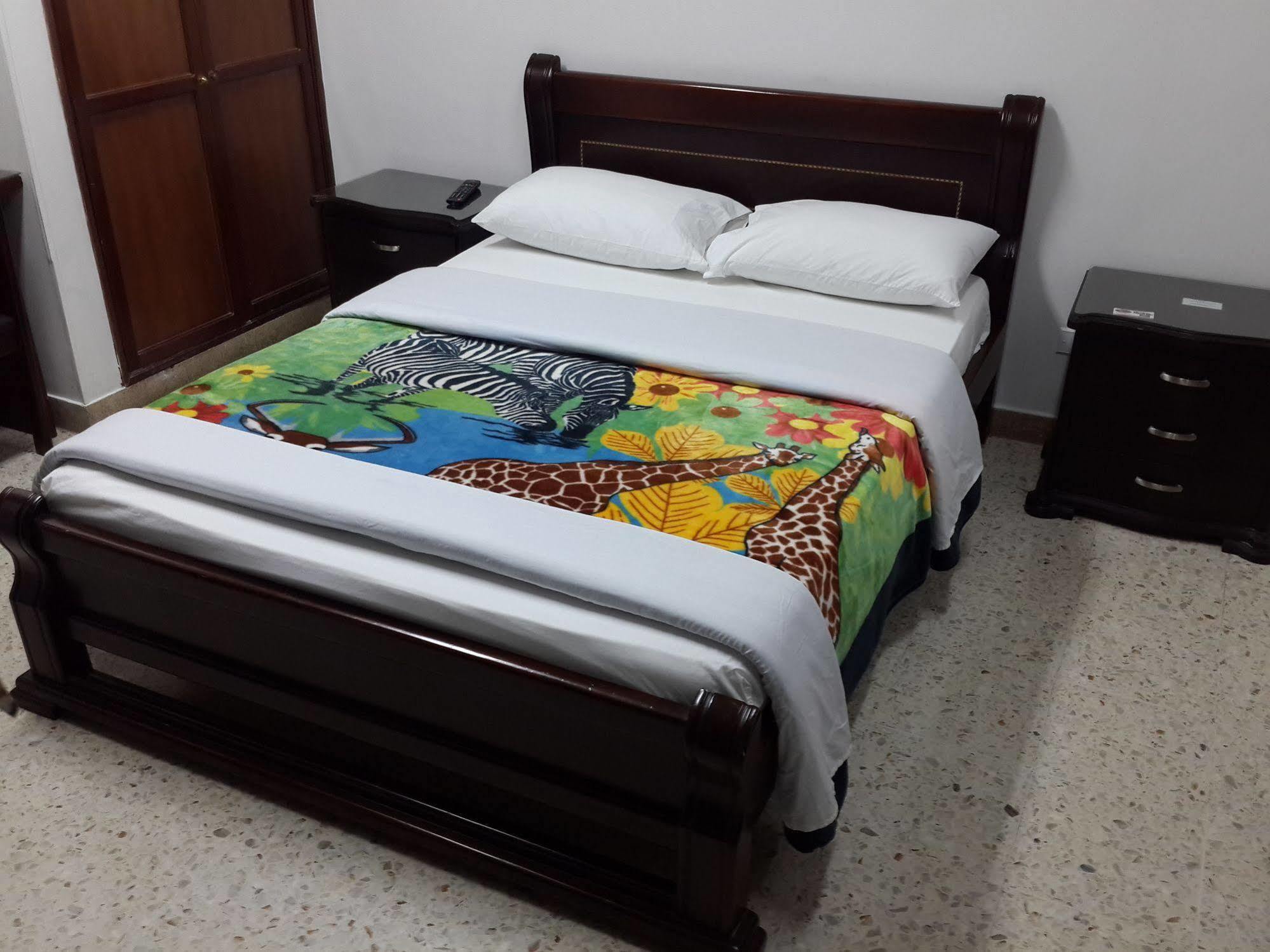 Hotel Ejecutivo Перейра Екстериор снимка